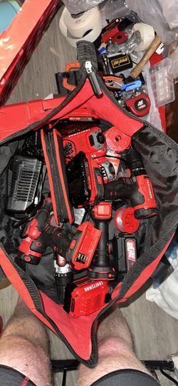 Craftman toolbox and set