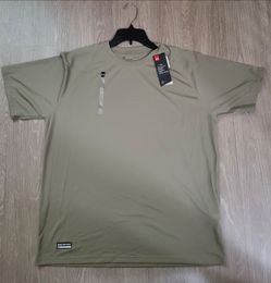 UNDER ARMOUR LOOSE & COMPRESSION HEATGEAR LARGE!