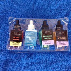 Set of 4 Bath and body works home fragrance refills 