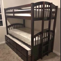 New Twin/Twim Bunk bed + Mattress 