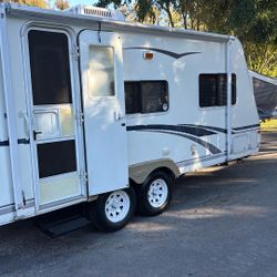 2007 R-Vision 19 Ft. Travel Trailer 