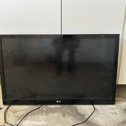 32 In LG TV