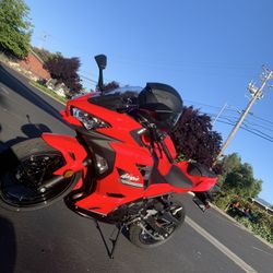 Over 100  miles, Brand New 2021 Kawasaki Ninja 400cc