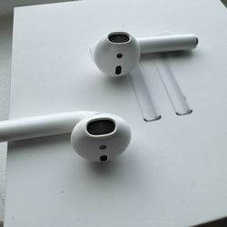 Apple AirPods 1st Generation 