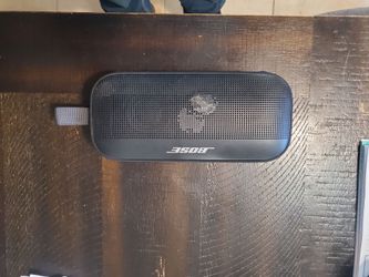 Speaker  Bose