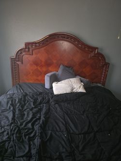 King Size Bed Frame/with Boxspring