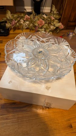 Footed Cake Plate 13″ Diameter