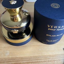Versace Dylan Blue Pour Femme Eau De Parfum