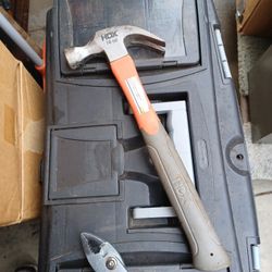 Fiberglass Handle Finishing Hammer