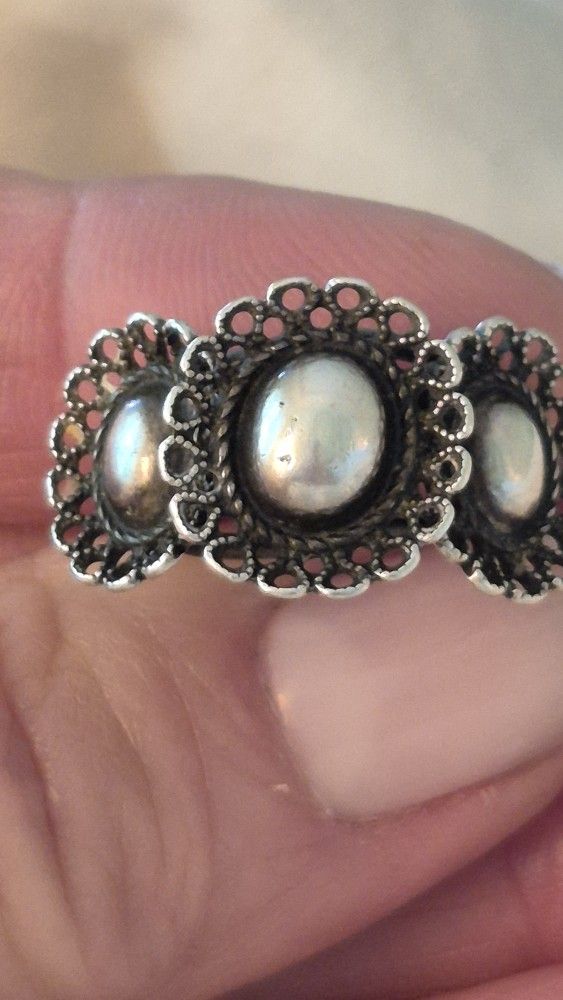 Vtg.Rare STERLING SILVER ORNATE Design FLOWERS Ring-sz7-8