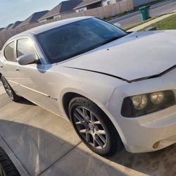 🚗 2006 Dodge Charger – Mechanic Special – $2,800 OBO