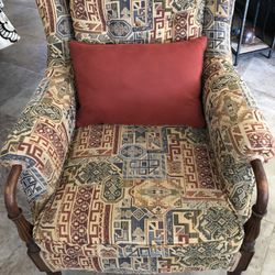 Vintage Accent Chair, Fabric In Excellent Condition and of Good Quality