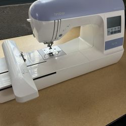 Brother PE770 Embroidery Machine 