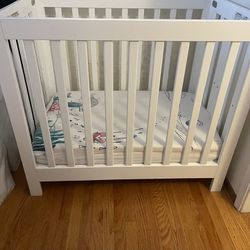 Babyletto Origami Crib