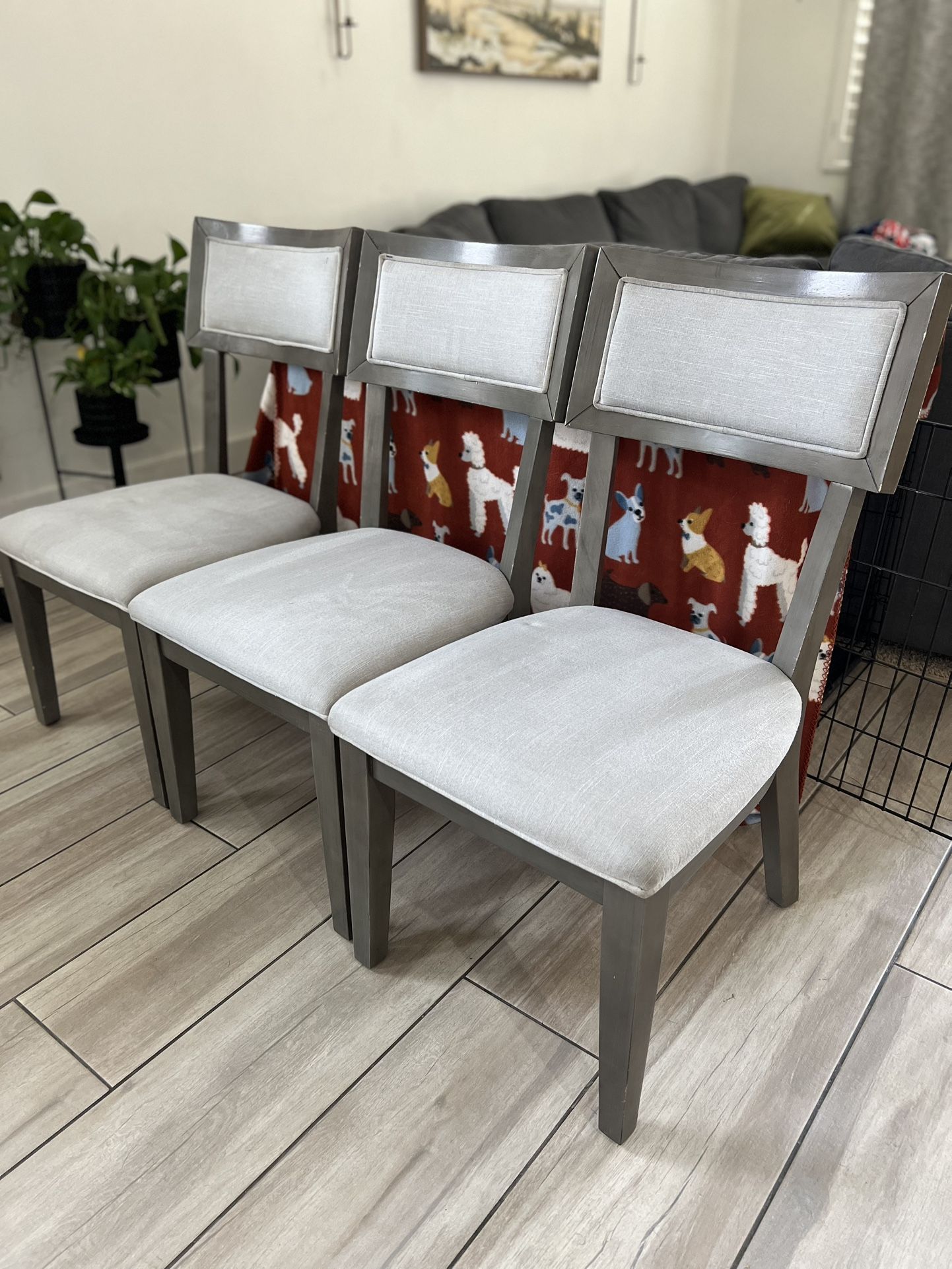 8 Dining Chairs