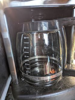 The Cuisinart CBC-00BKPC is a 12-cup programmable drip coffee maker from the classic Brew Central line
