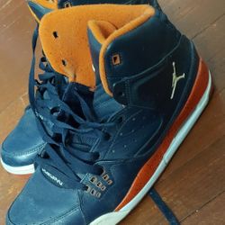 Used Jordan Shoe Blue And Orange  Size 12 