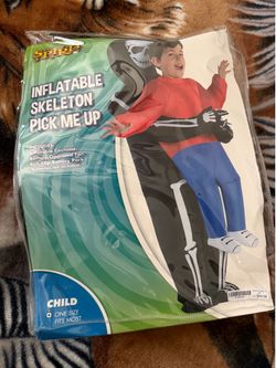 INFLATABLE SKELETON