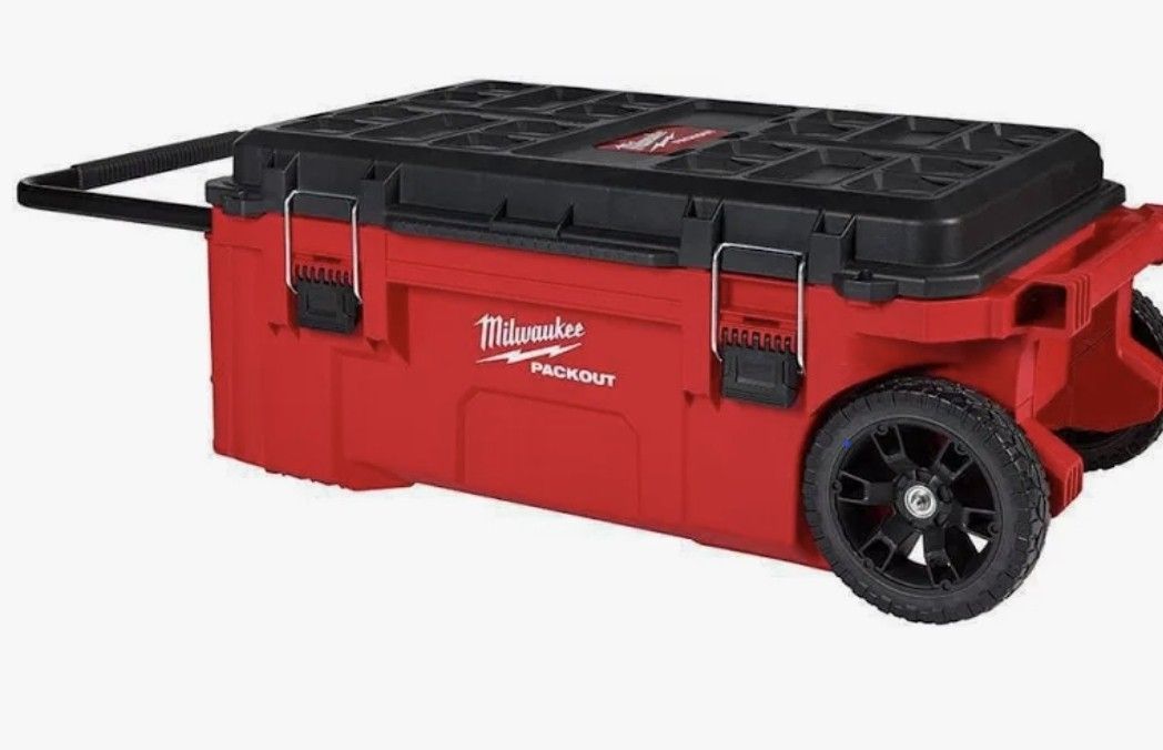 Milwaukee PACKOUT Rolling Tool Chest