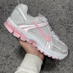 Nike Vomero 5