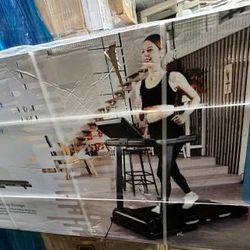 Brand New in Box Lifesmart Folding Treadmill Incline, 51” Belt, 12 Presets