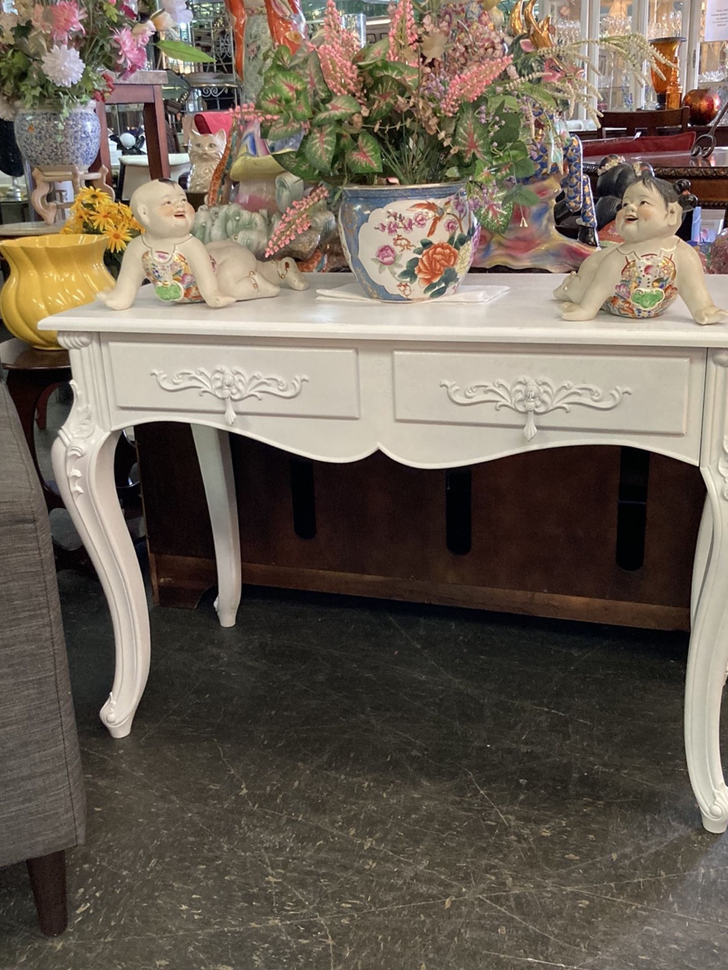 Glossy White French Style Entrance Table
