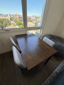 Kitchen Table + 4 chairs