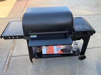 Traeger Woodridge Pro