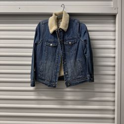 Old Navy Blue Denim Jacket with Cream Sherpa Collar Size S