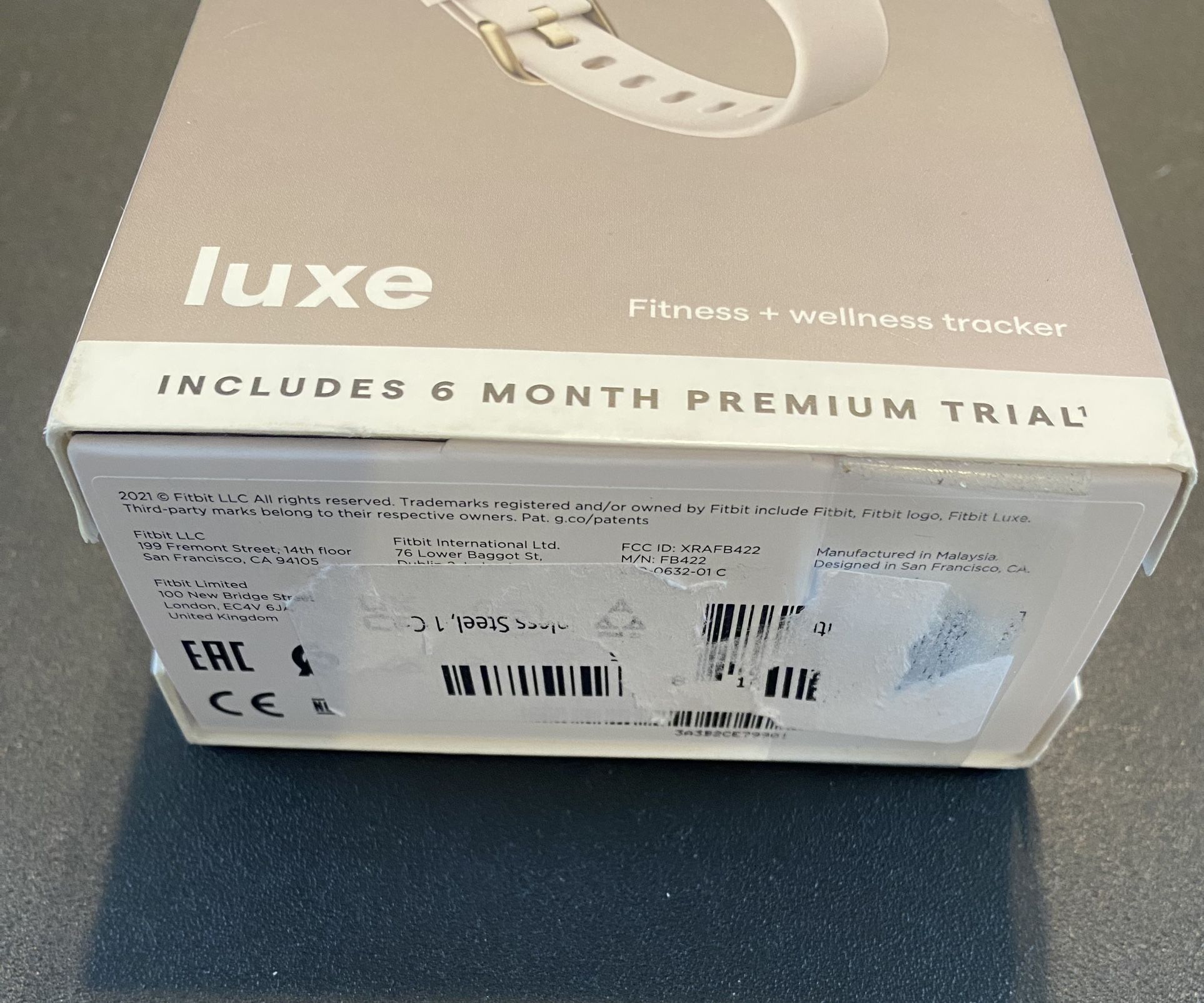 Fitbit Luxe Fitness Tracker Soft Gold W/Lunar White Band