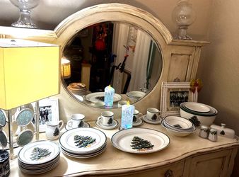 Christmas Tree Dinnerware Set