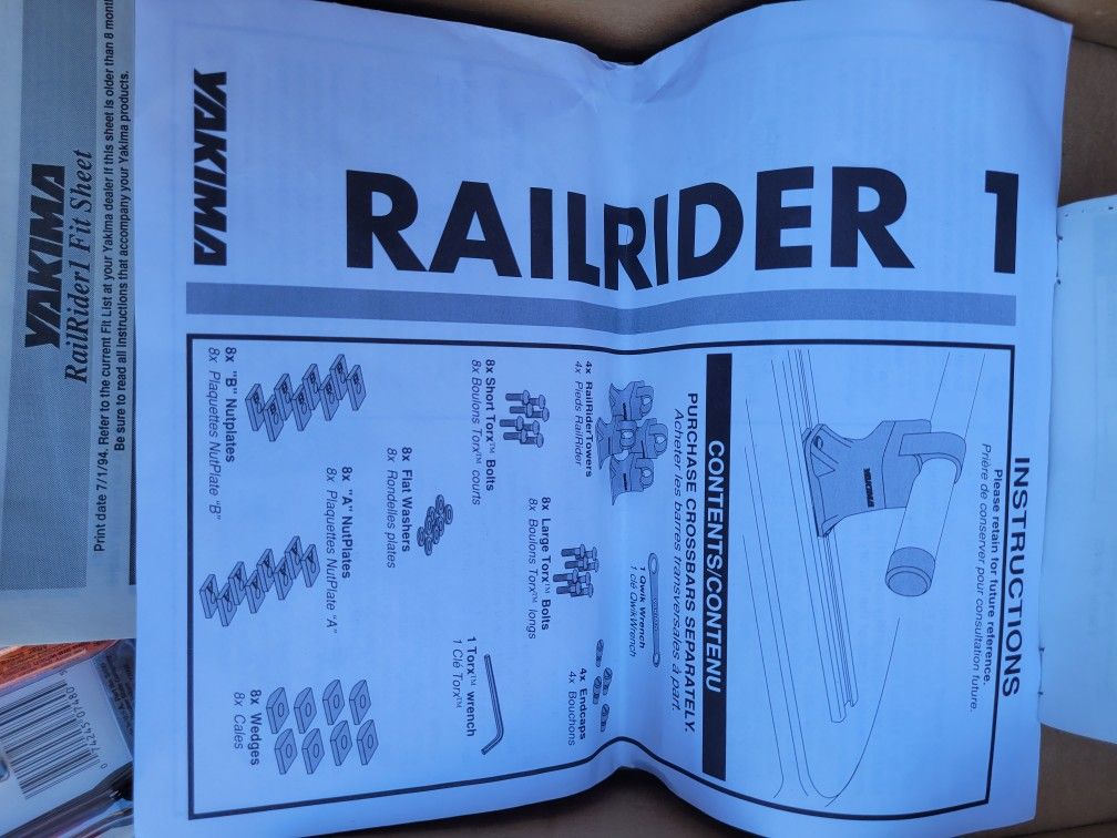 Yakima "Railrider" Roof Mounted Bike Mount System With Rails