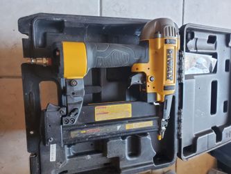 Dewalt Dwfp12233 18 Ga Precision Point Brad Nailer