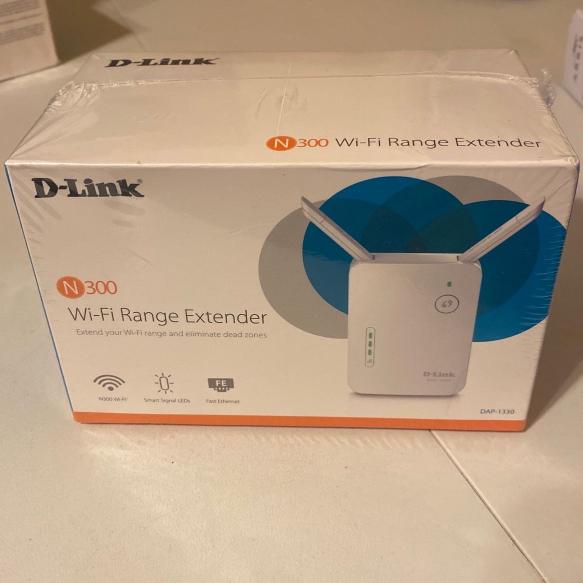 D-Link DAP-1330 N300 Wi-Fi Range Extender Repeater
