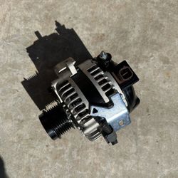 Toyota Alternator 