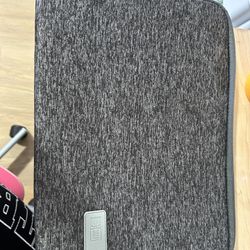 Small Laptop Case 