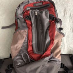 New REI Back Pack 