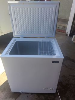 Refrigerator & Freezer