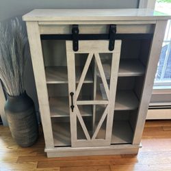Cabinet - Barn Door  Style
