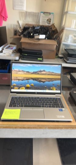 HP EliteBook 840 G8 16GB RAM  256GB SSD Core i7 Windows 11 Pro