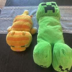 Large Minecraft creeper and hippo plushies #MinecraftPlushies