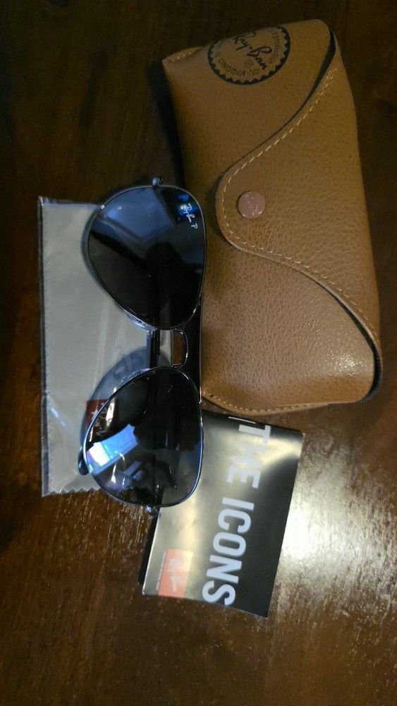 New Polarized Aviator Ray•Ban Sunglasses 