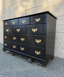 Elegant decorative design