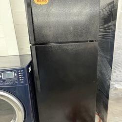 GE Fridge Top Freezer Fridge 