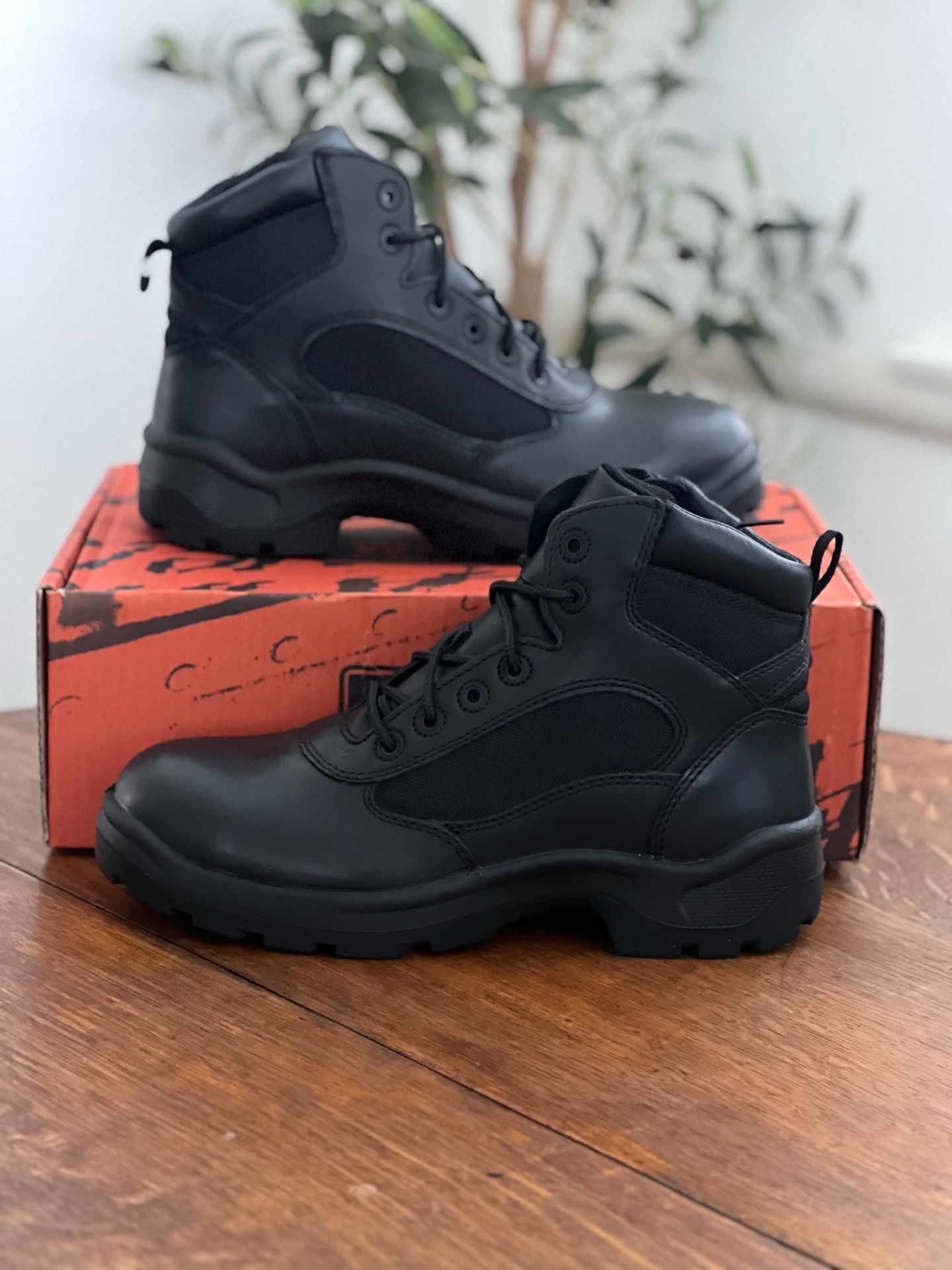 Worx Boots Size 10.5