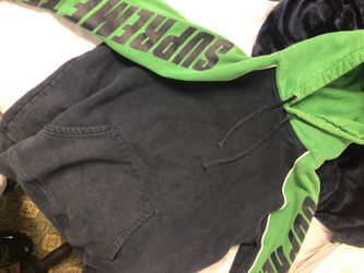 Supreme sweater large