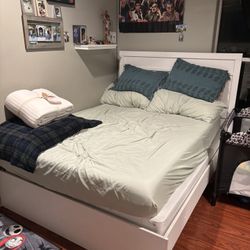 Queen Size Bed Frame 