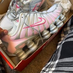 Air Maxes Kid Pink Size 5.5 