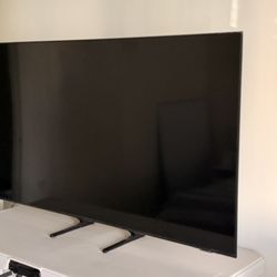 Samsung 55” TV  QLED 4K Smart TV