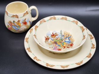 1980s Royal Doulton English Bunnykins 3-Piece Children Dinner Set